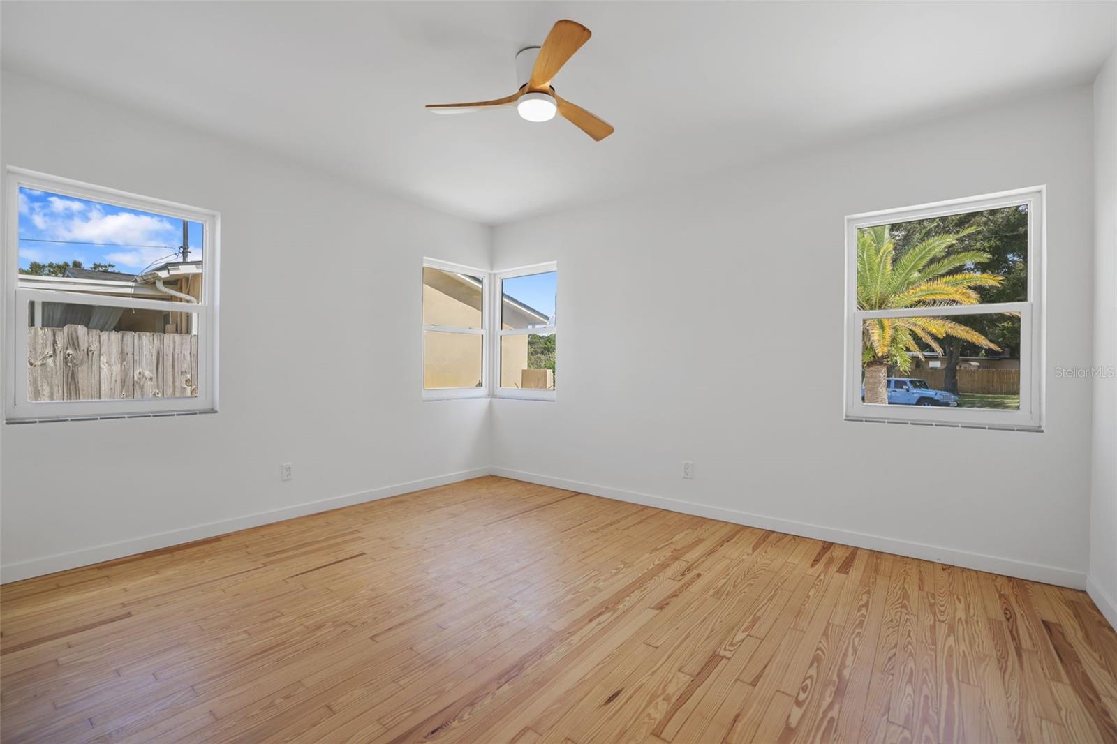 DUNEDIN ISLES COUNTRY CLUB - Residential