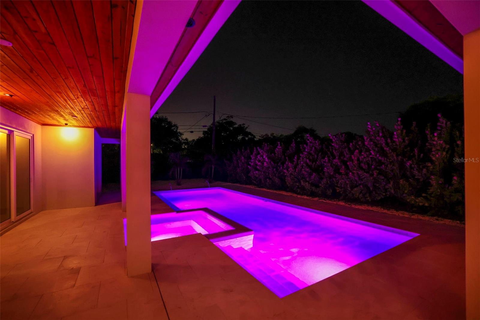 DUNEDIN ISLES COUNTRY CLUB - Residential