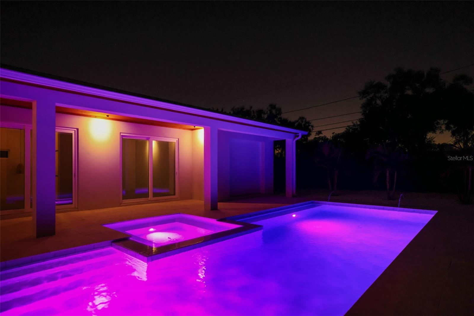 DUNEDIN ISLES COUNTRY CLUB - Residential