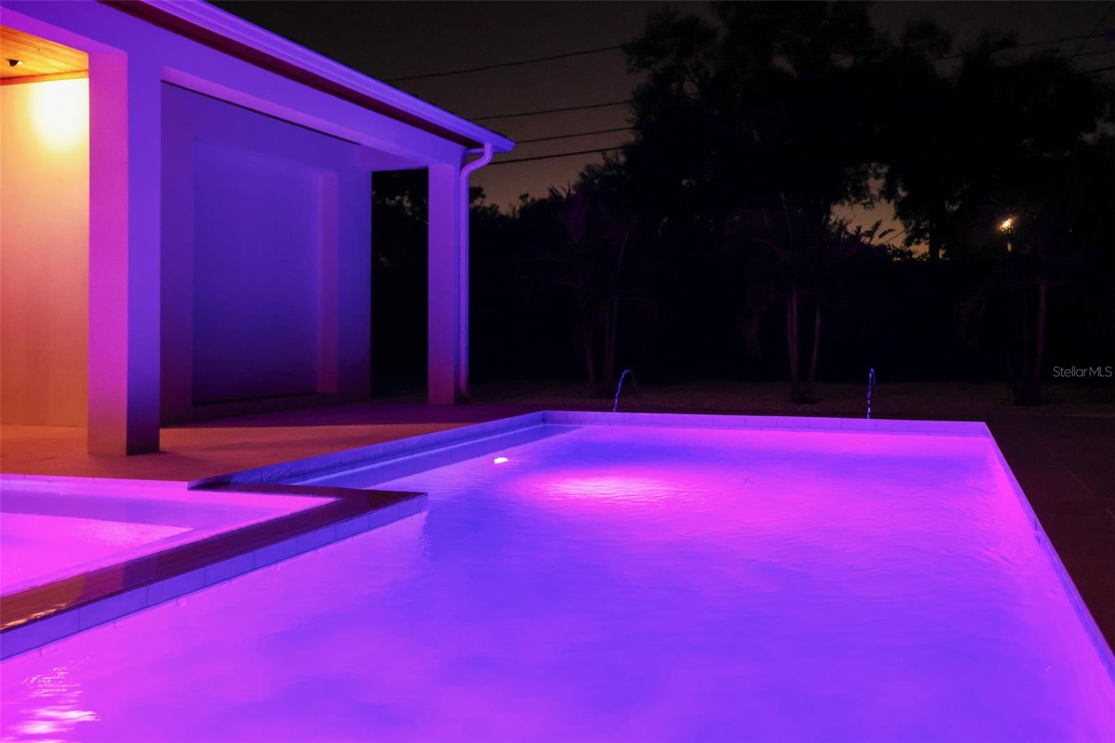 DUNEDIN ISLES COUNTRY CLUB - Residential