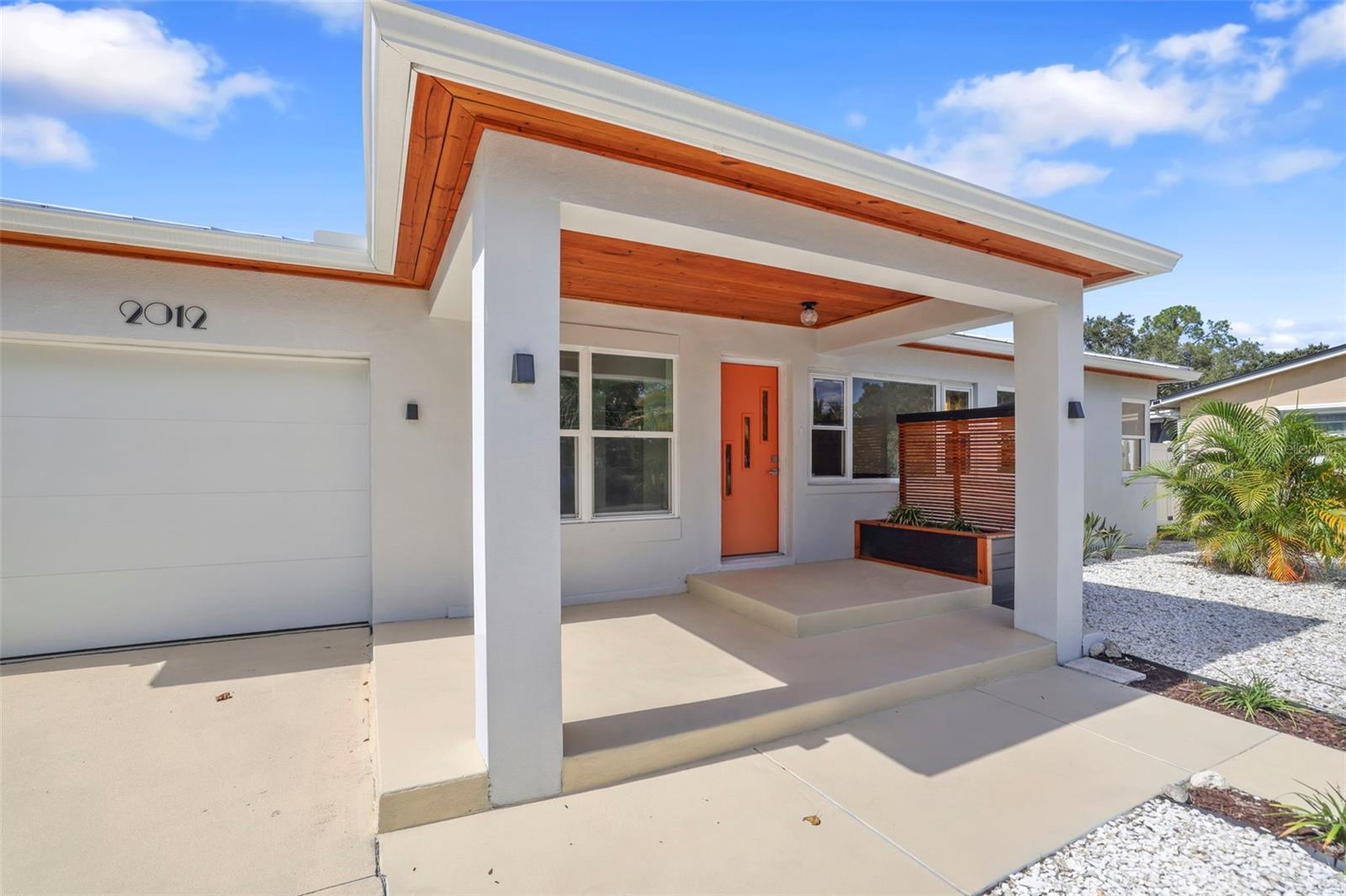 DUNEDIN ISLES COUNTRY CLUB - Residential