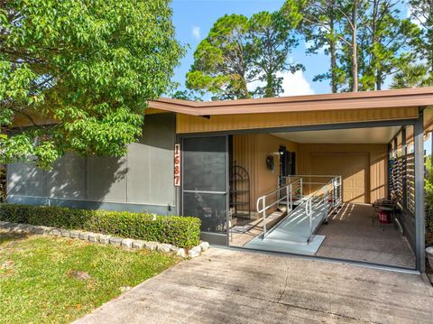 Photo of 1687 Elkhart Circle, Tavares, FL 32778 (MLS # G5104013)