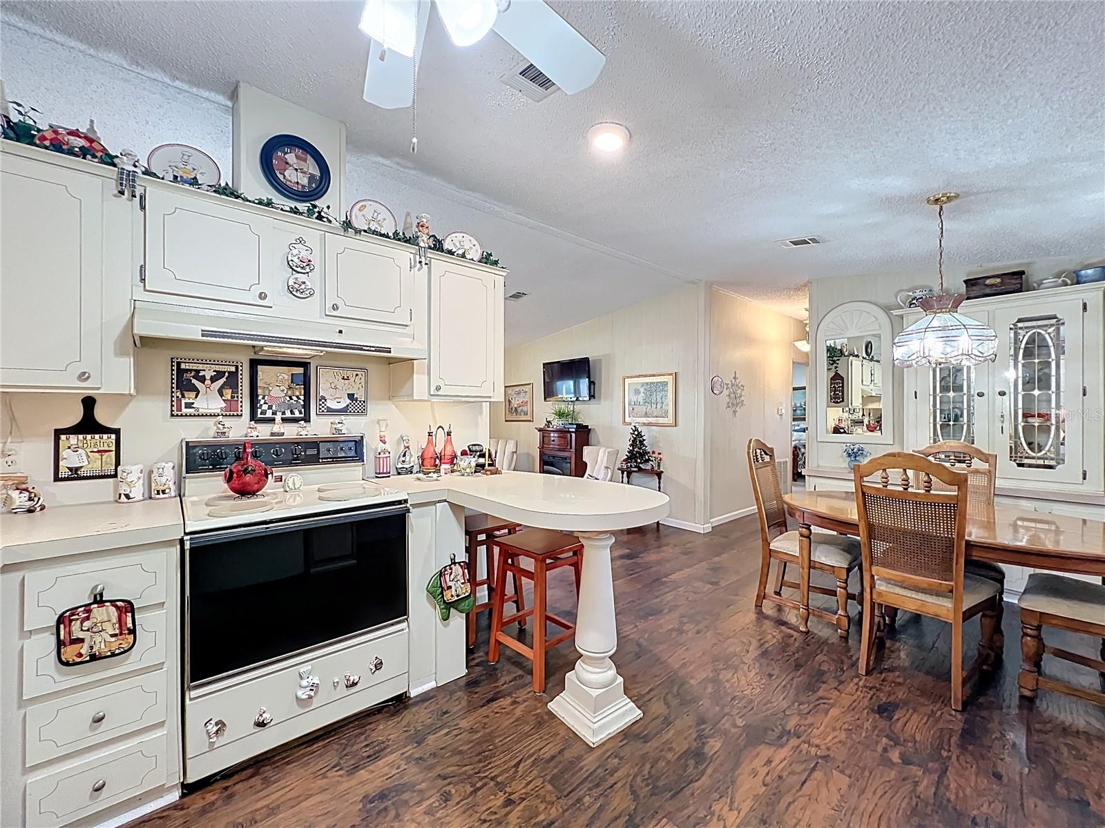 LAKE FRANCES ESTATES - Residential