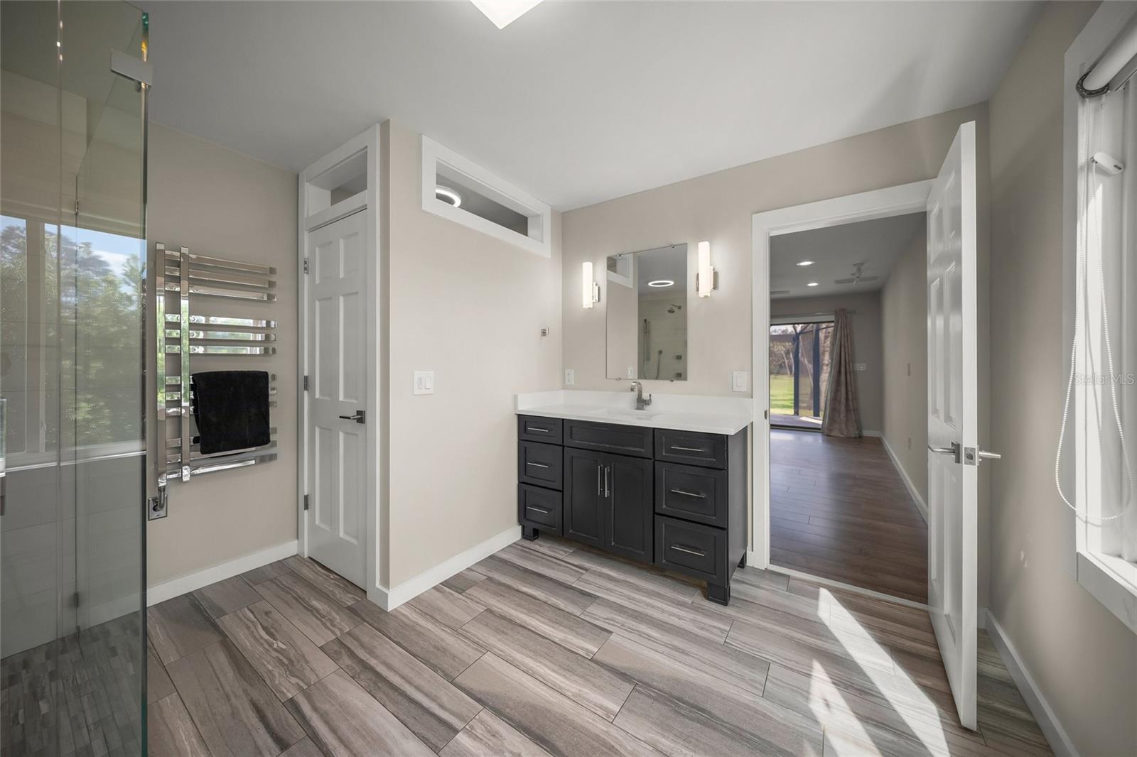 SADDLE CREEK - Residential