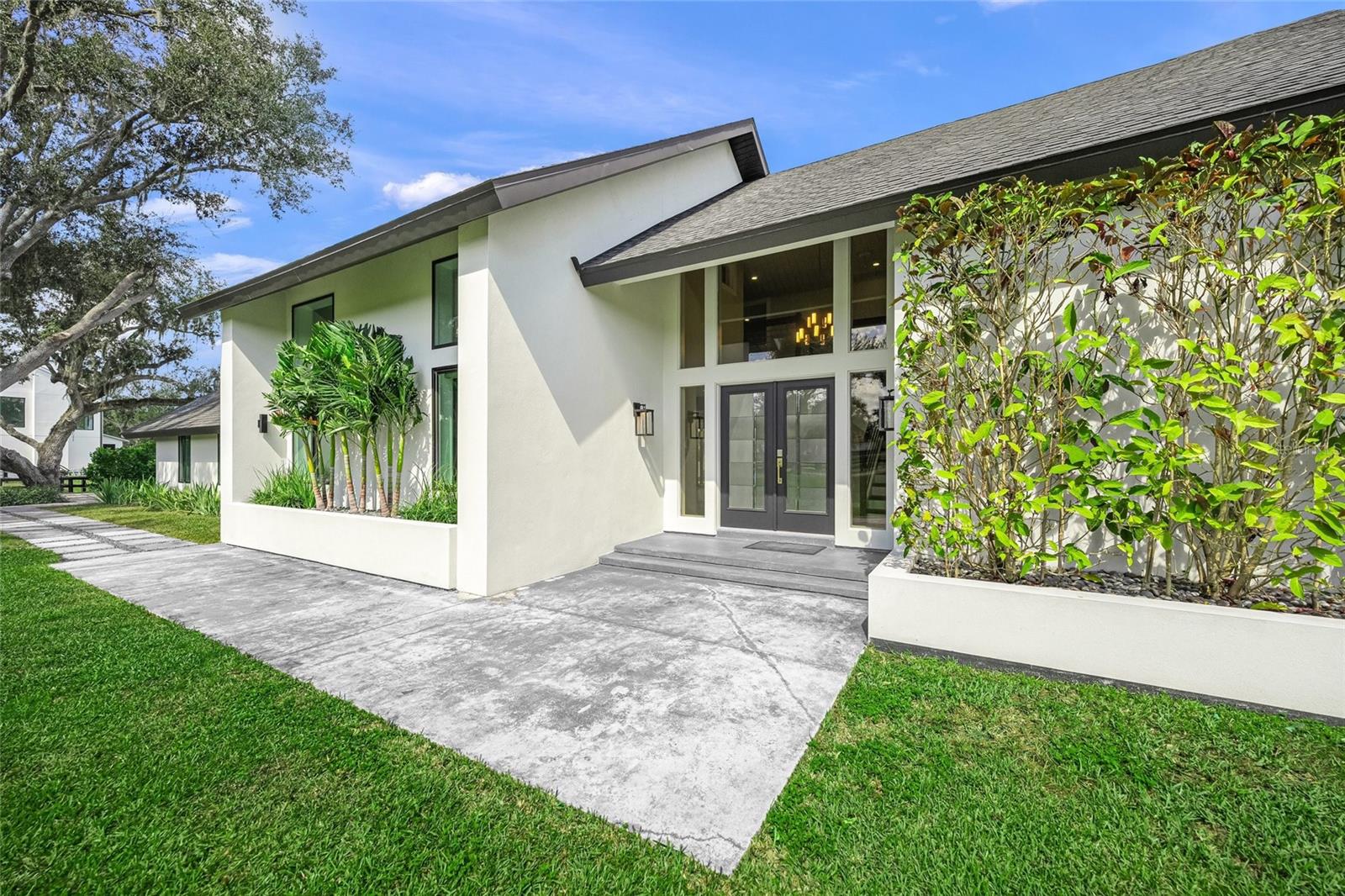 SADDLE CREEK - Residential