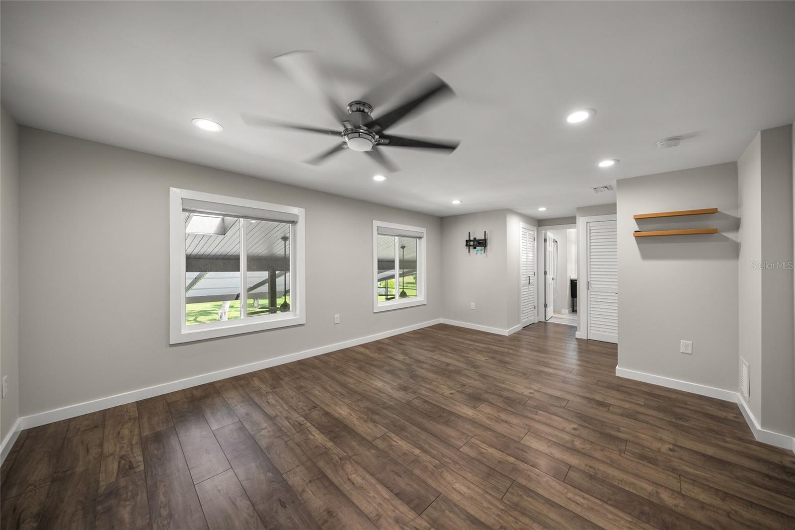 SADDLE CREEK - Residential