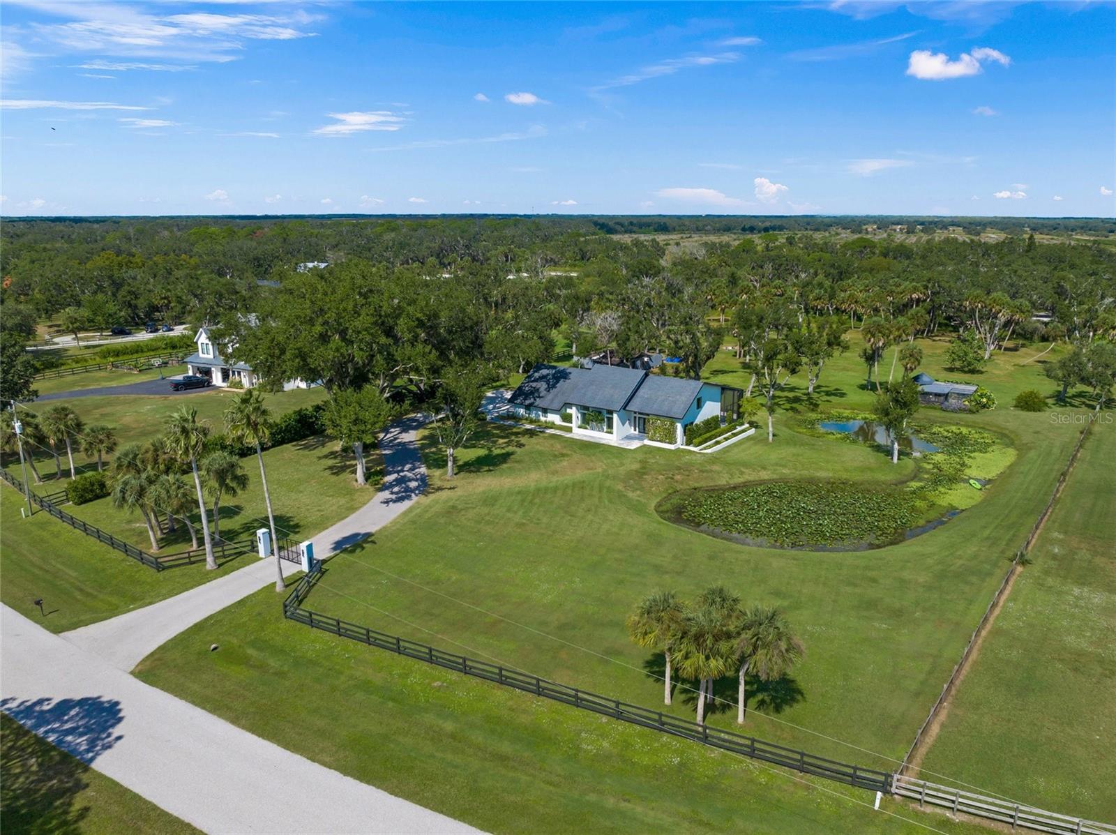 SADDLE CREEK - Residential