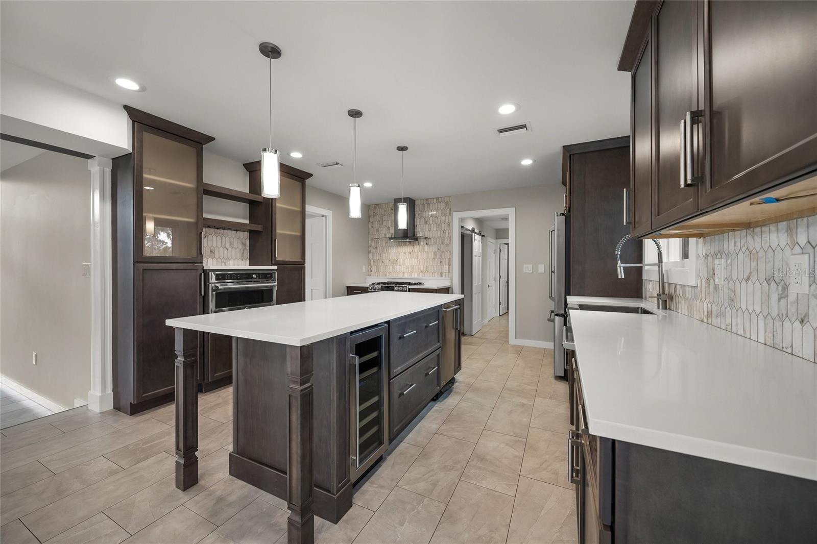 SADDLE CREEK - Residential