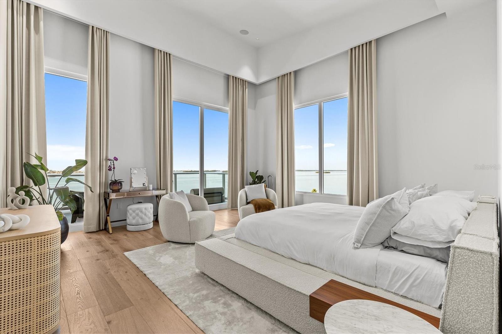 SERENA BY THE SEA CONDO - Residential