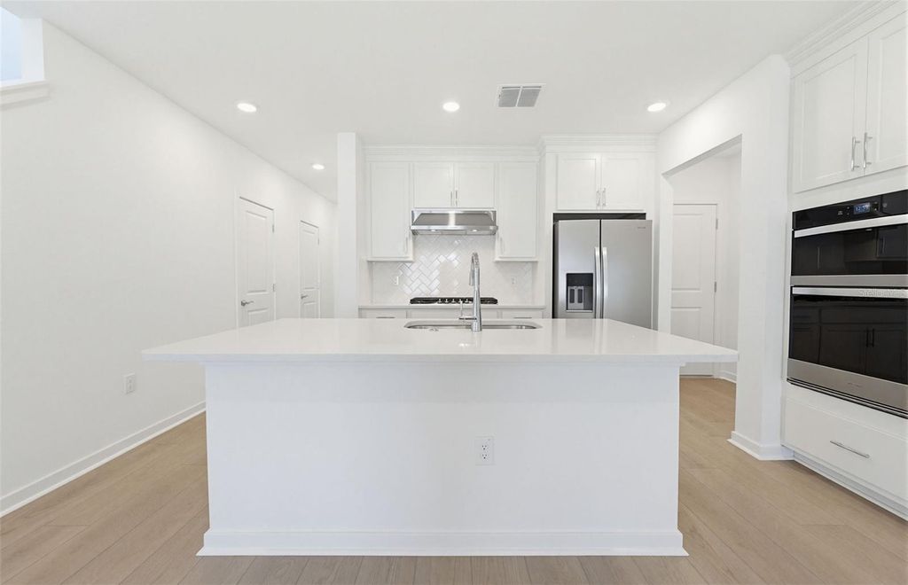 Photo of 33391 Binding Ties Lane, Wesley Chapel, FL 33545 (MLS # TB8477494)