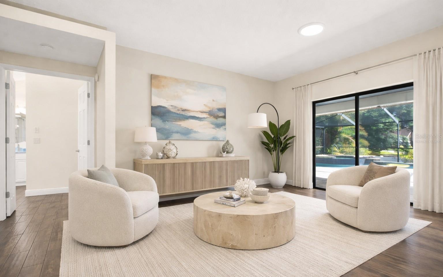 WHISPERING LAKES - Residential