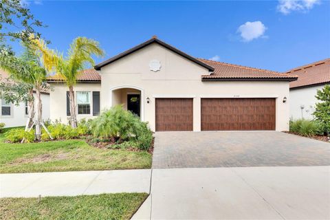 A home in WIMAUMA