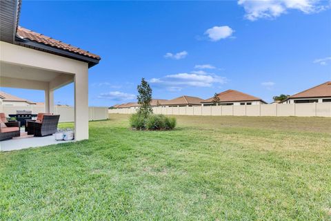 A home in WIMAUMA