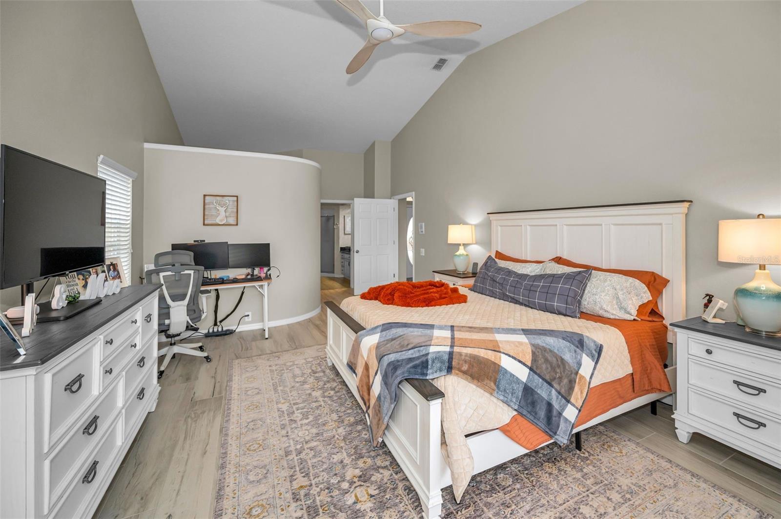 THE ESTATES - Residential