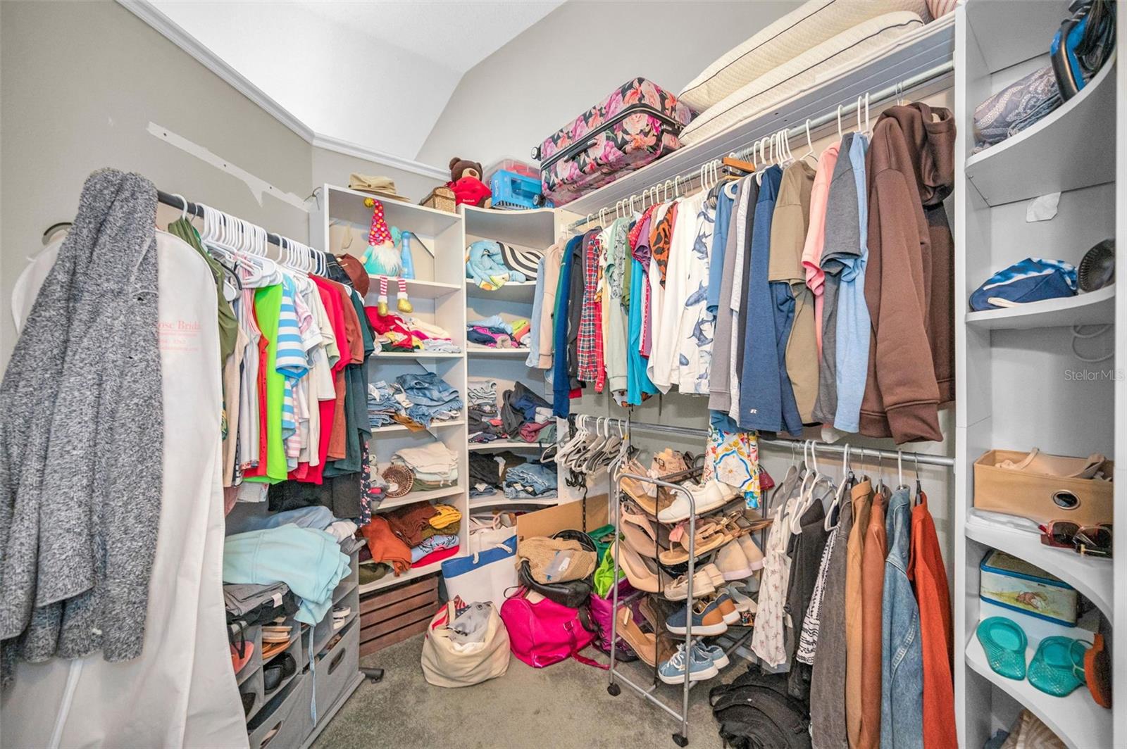 THE ESTATES - Residential