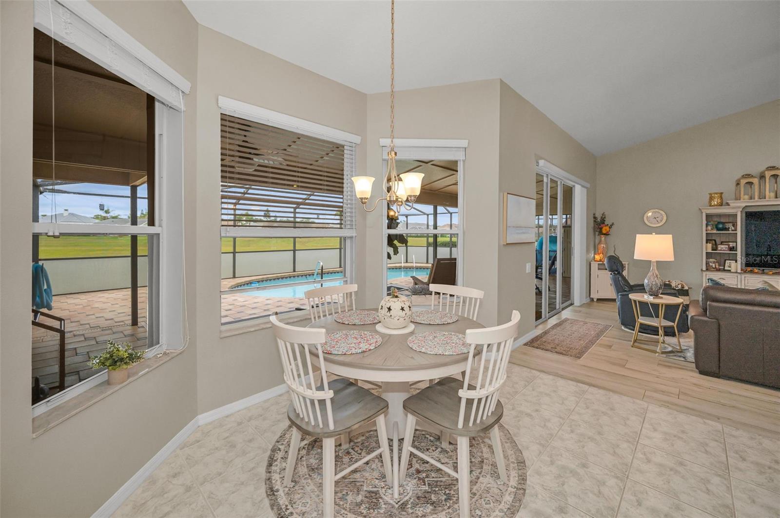 THE ESTATES - Residential