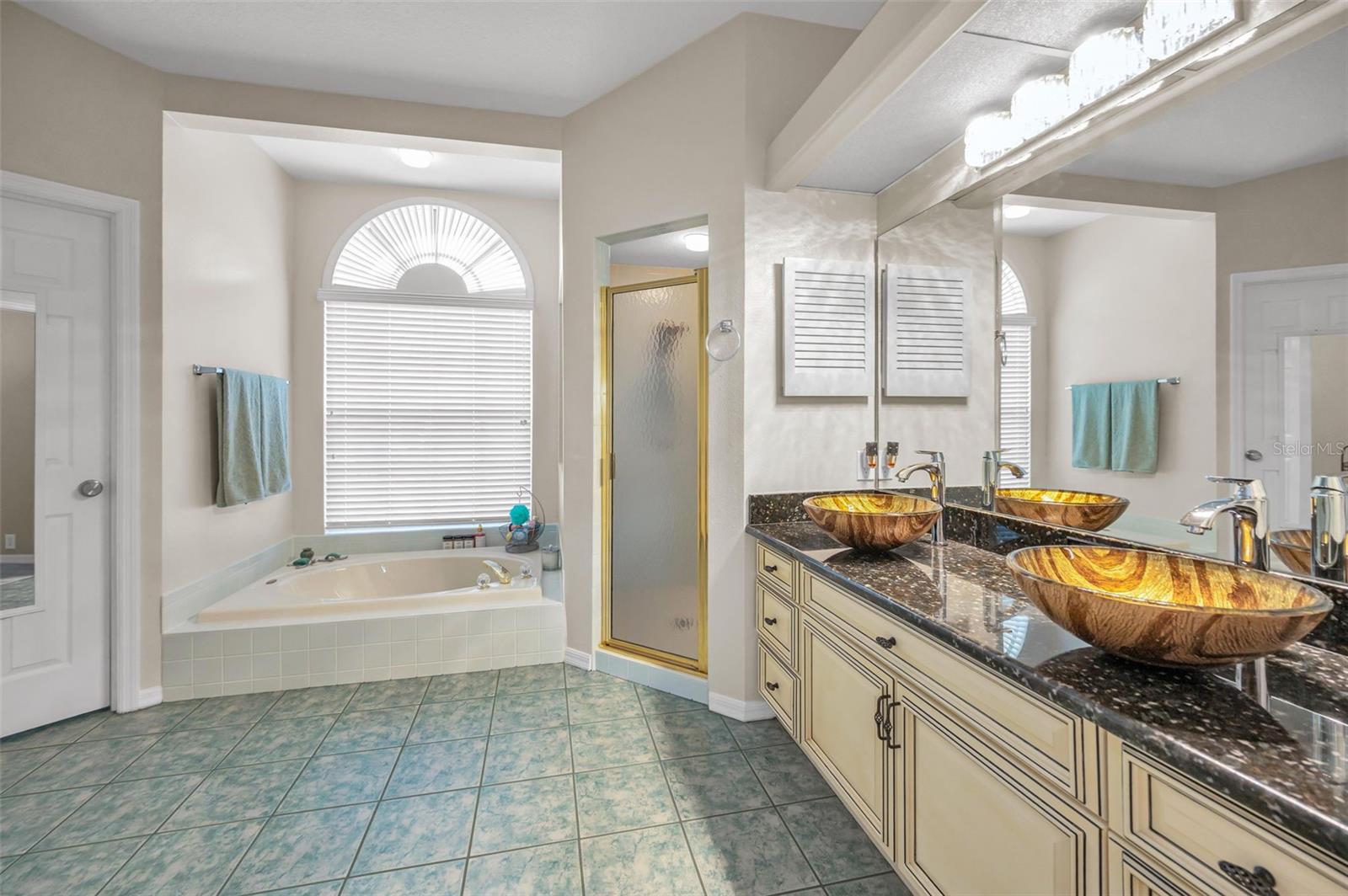 THE ESTATES - Residential