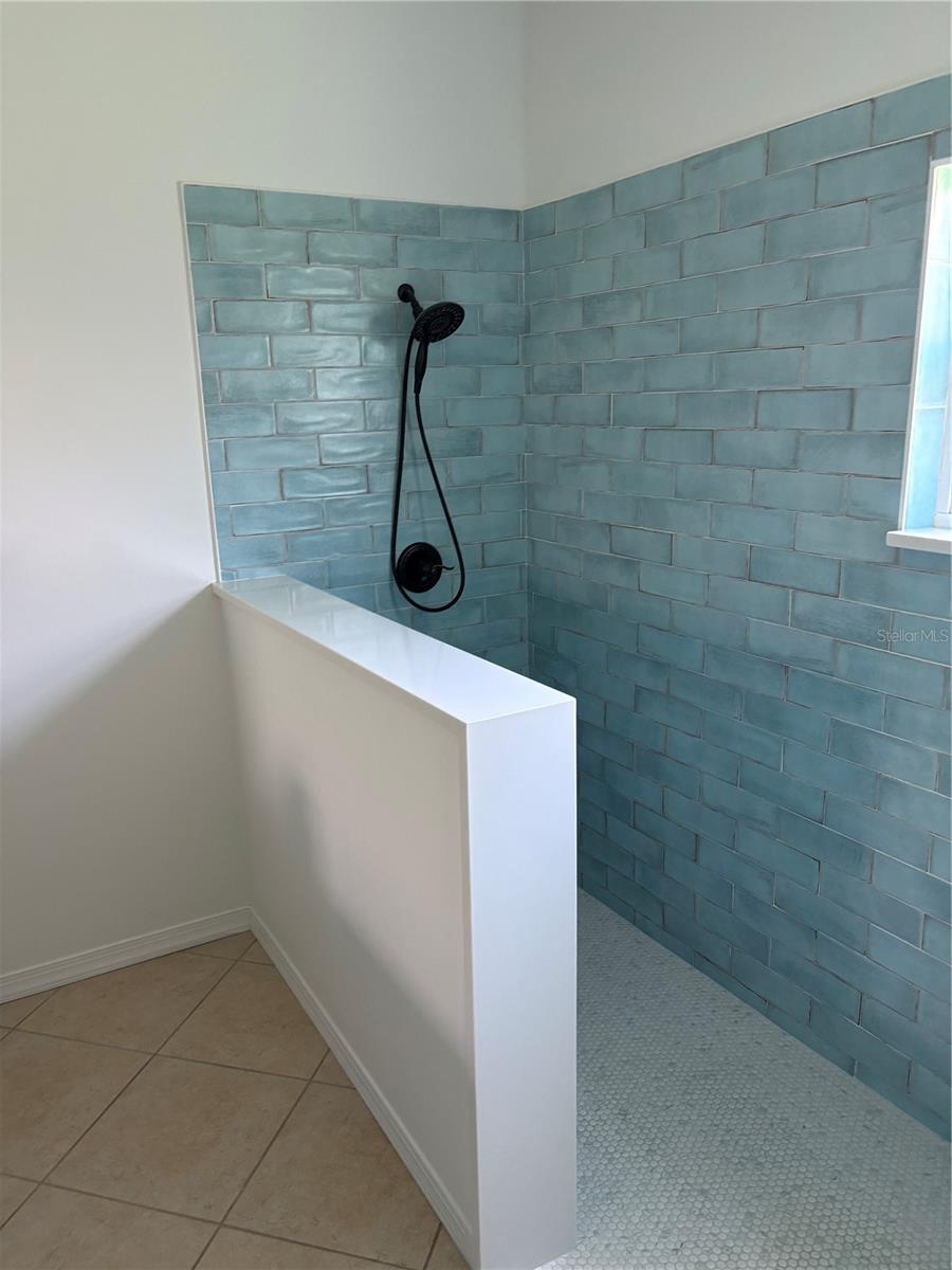 ISLES OF SARASOTA PH 1B - Residential Lease