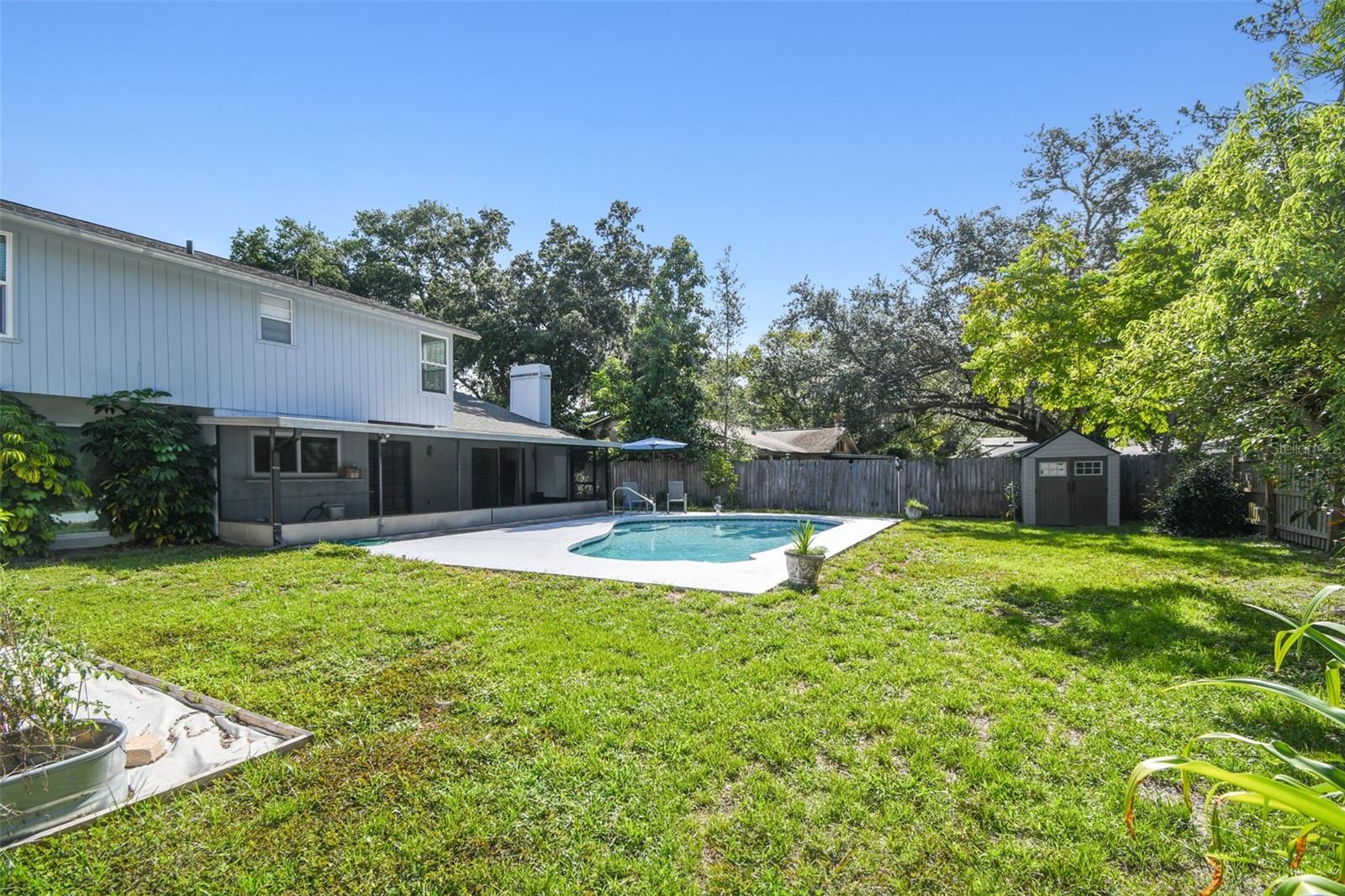 RAINTREE TERRACE SUB W - Residential