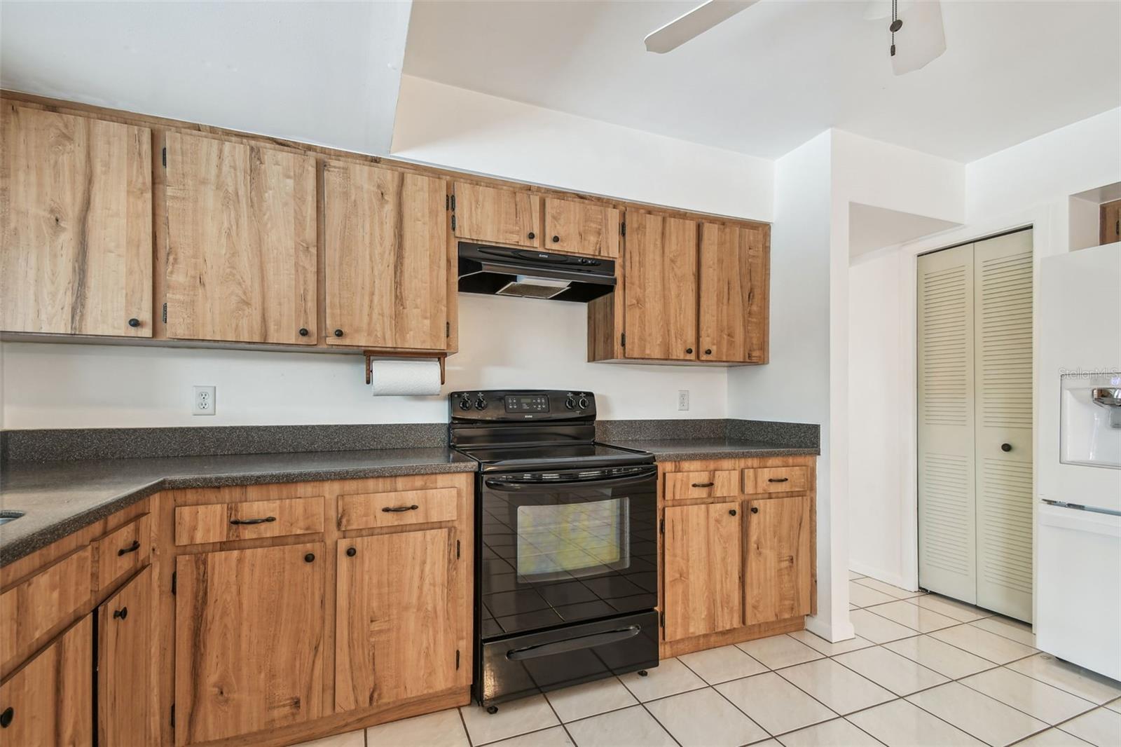 RAINTREE TERRACE SUB W - Residential