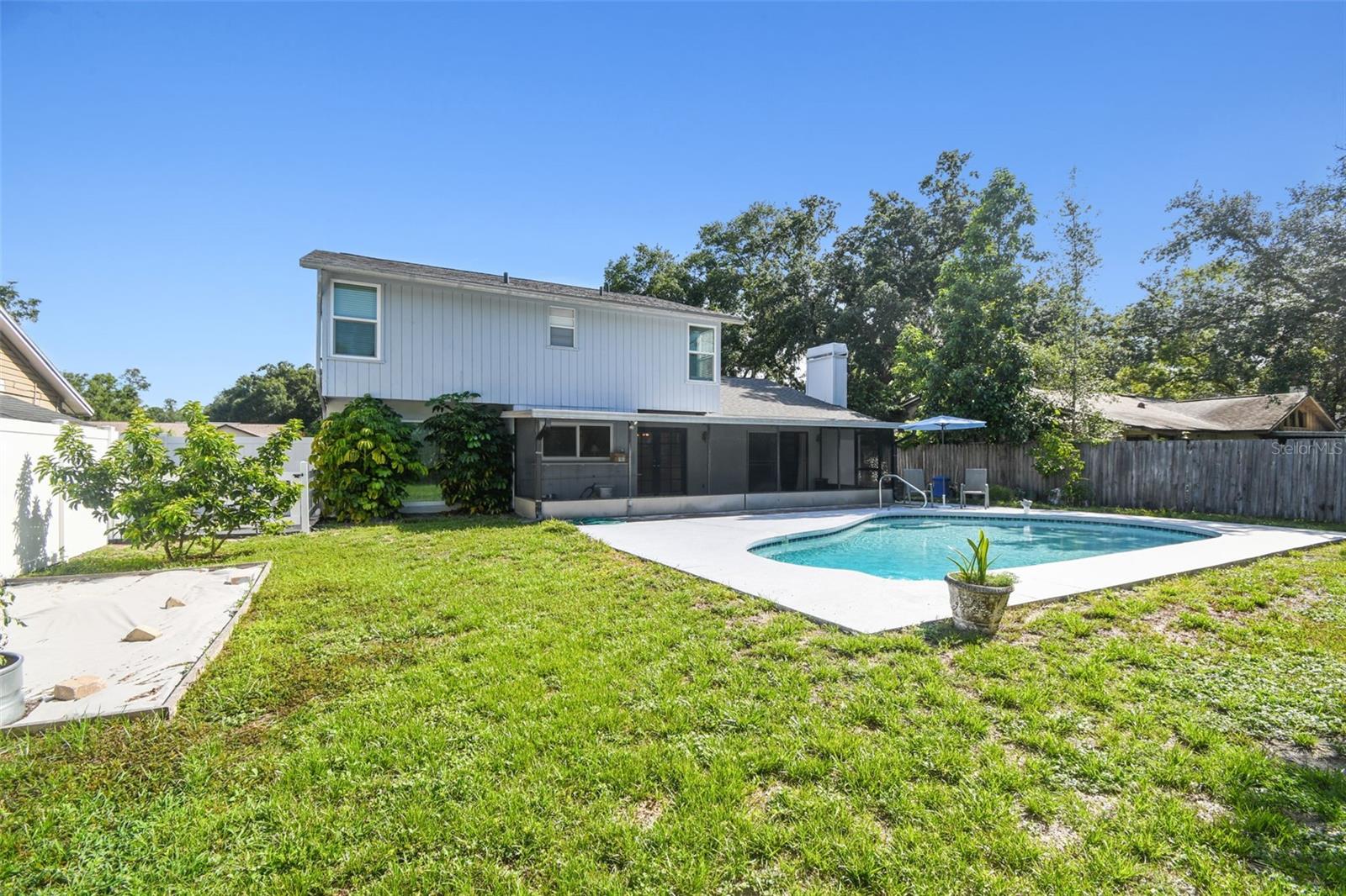 RAINTREE TERRACE SUB W - Residential