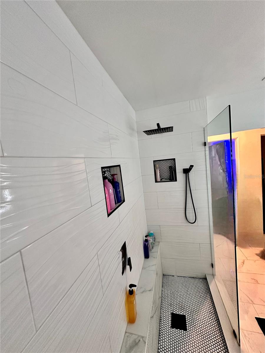 CODINGTON LAKE ALFRED - Residential