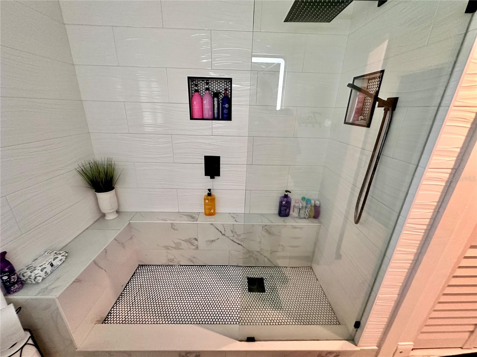 CODINGTON LAKE ALFRED - Residential