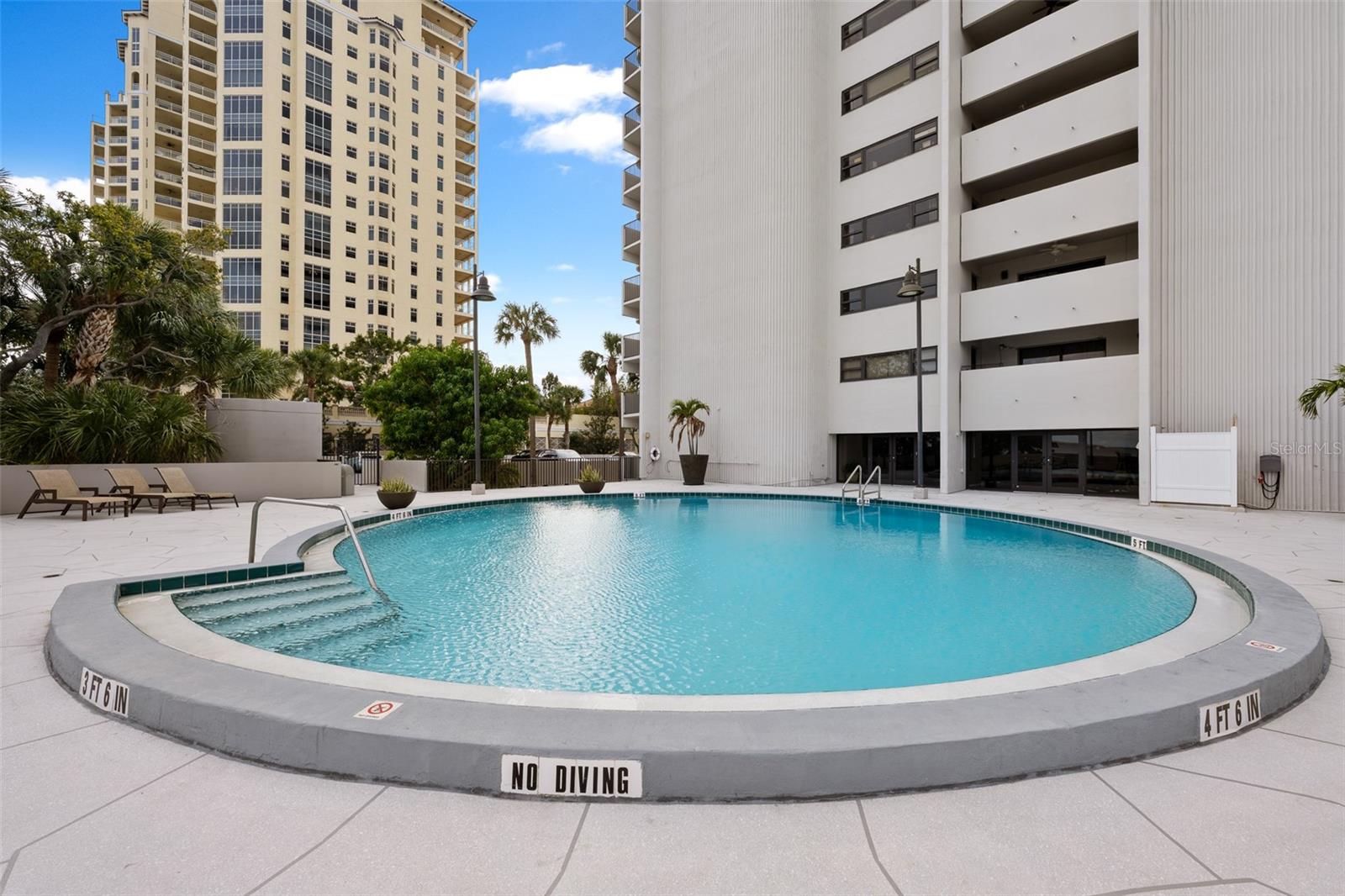 THE PINNACLE APTS A CONDO - Residential Lease