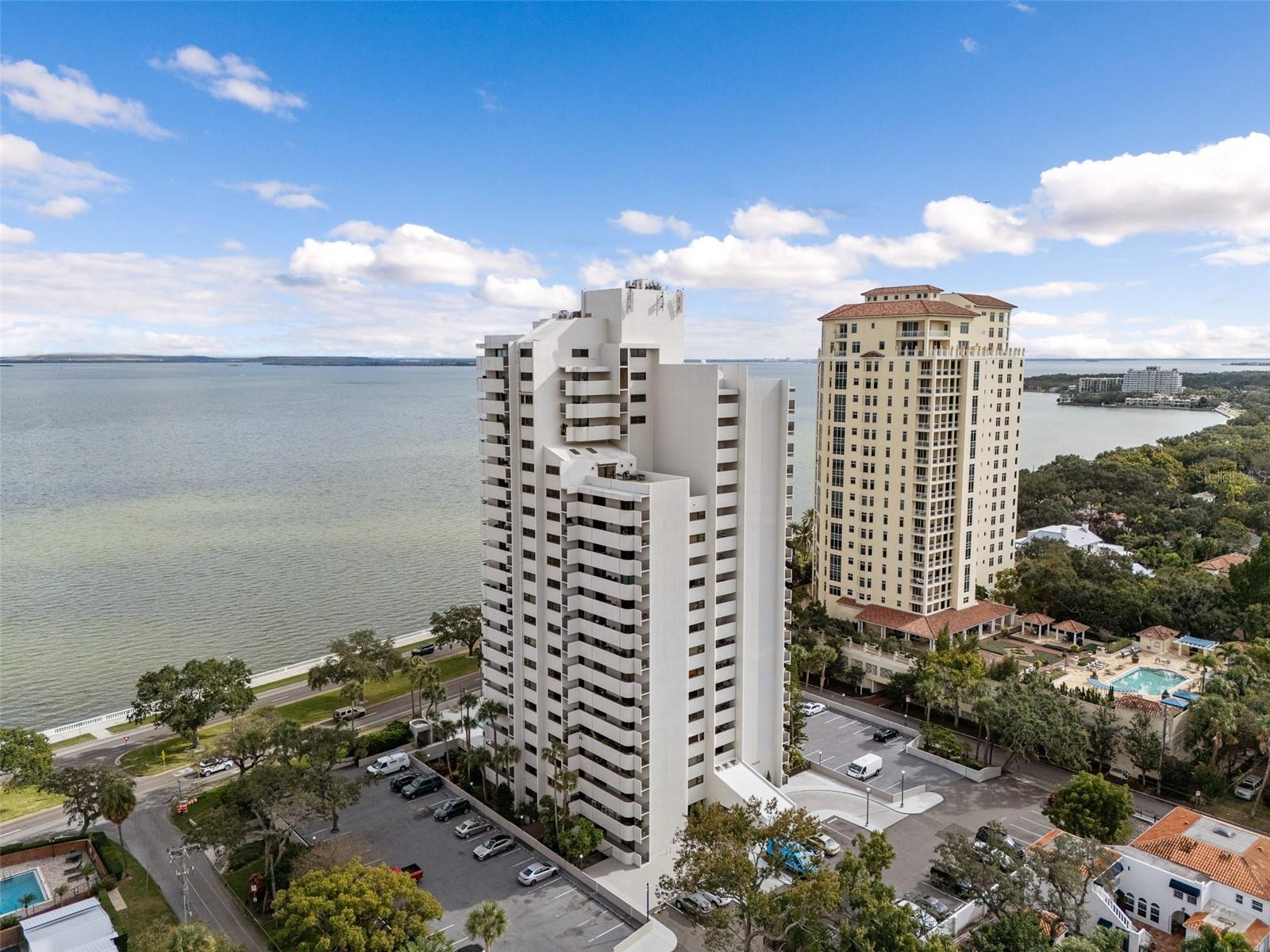 THE PINNACLE APTS A CONDO - Residential Lease