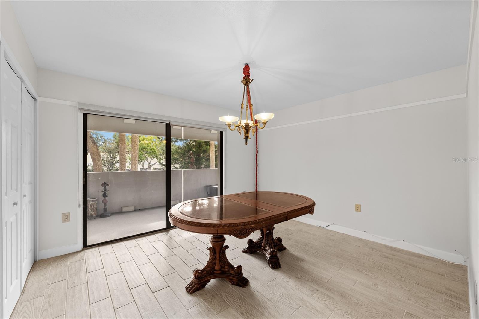 THE PINNACLE APTS A CONDO - Residential Lease