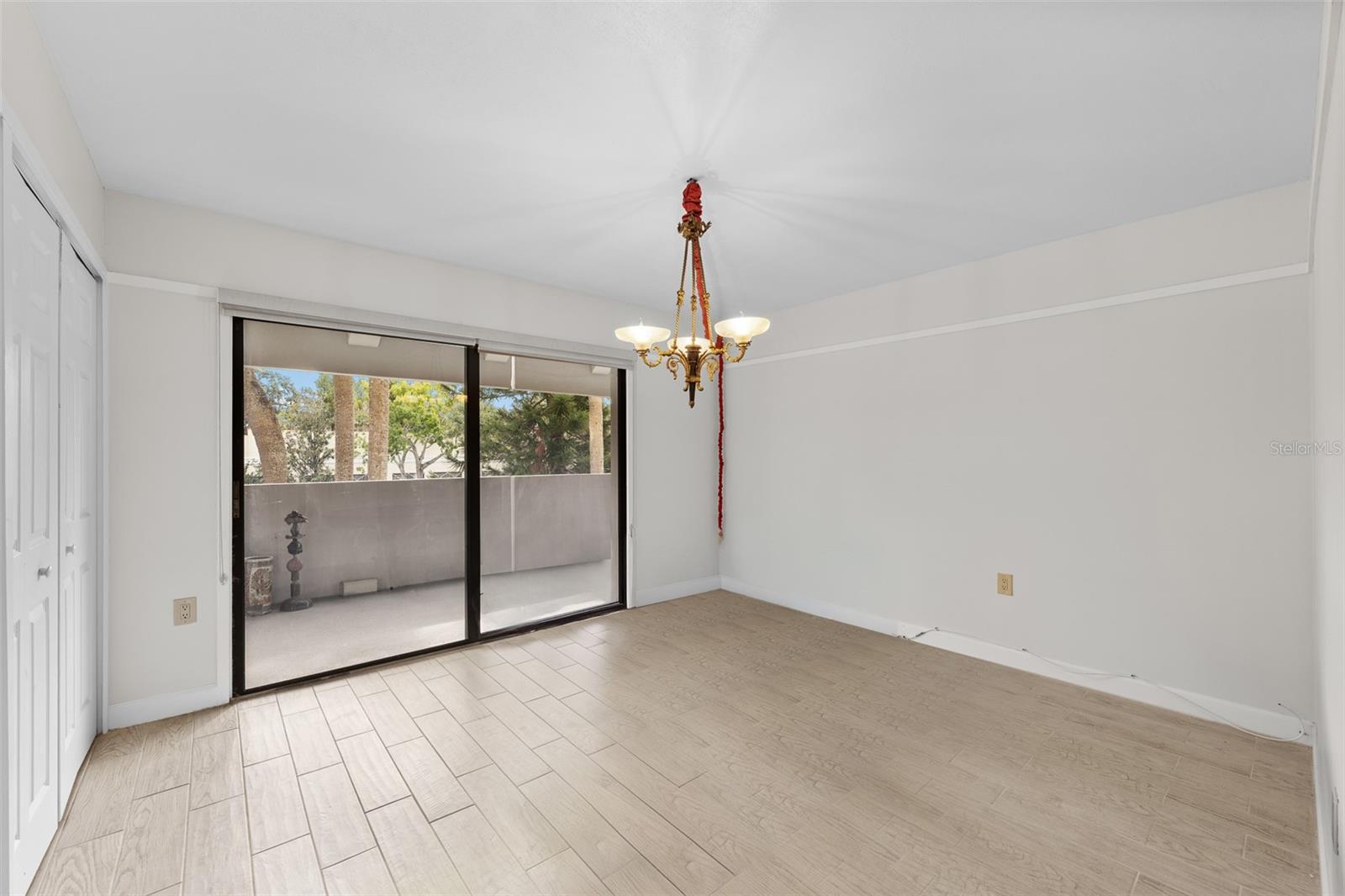 THE PINNACLE APTS A CONDO - Residential Lease