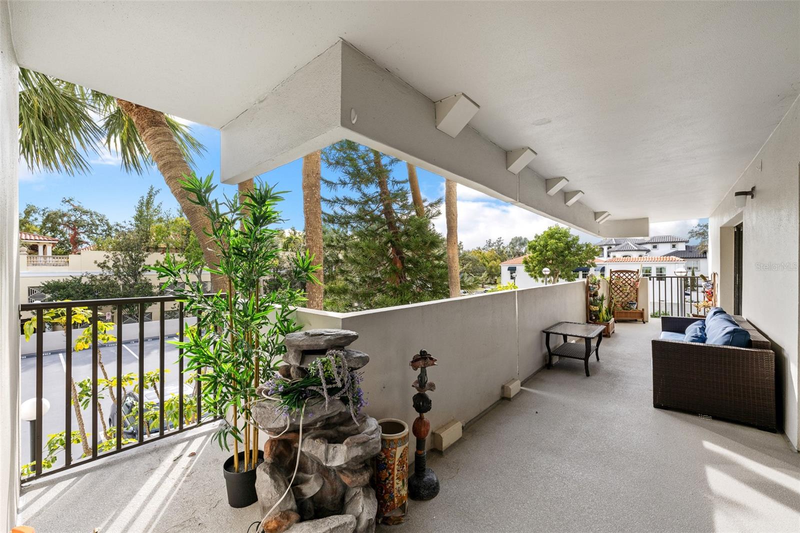 THE PINNACLE APTS A CONDO - Residential Lease