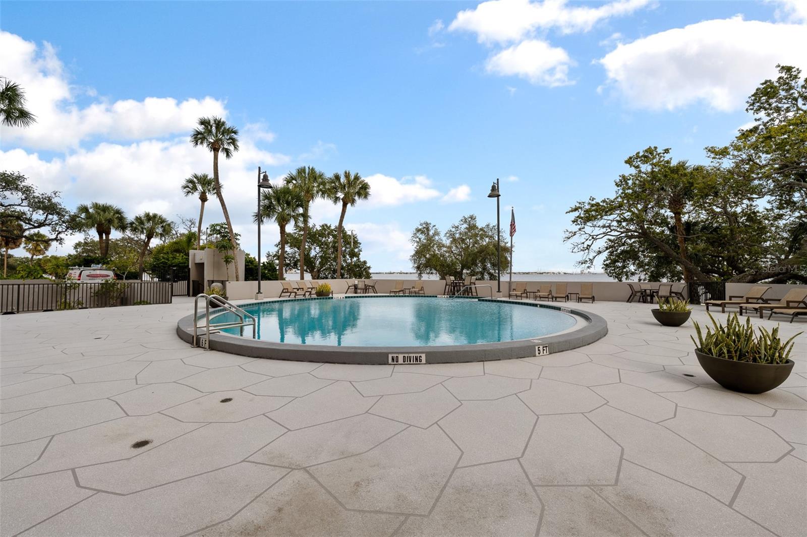 THE PINNACLE APTS A CONDO - Residential Lease