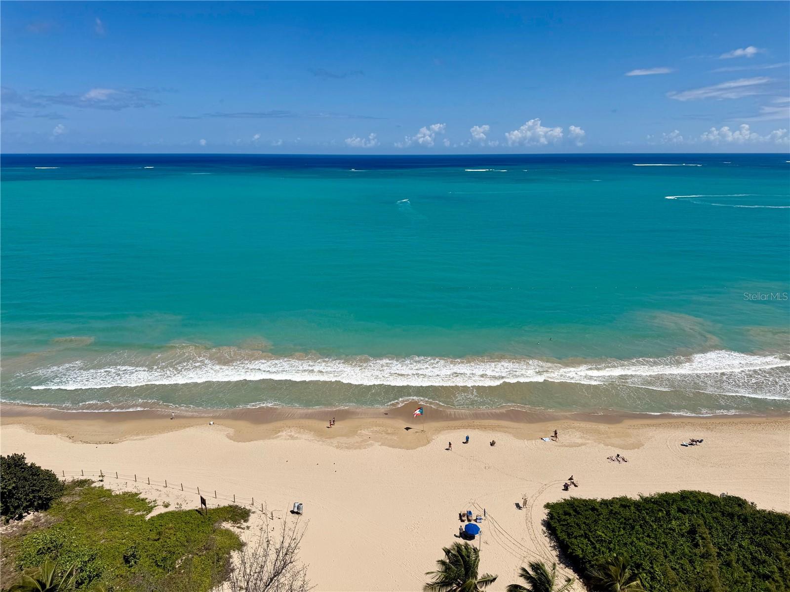 Villas del Mar Este PH AV. ISLA VERDE H