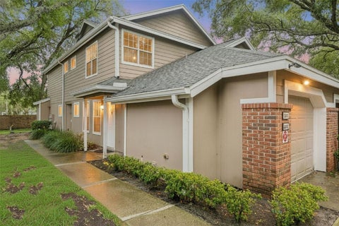 Photo of 683 Post Oak Circle #105, Altamonte Springs, FL 32701 (MLS # O6439364)