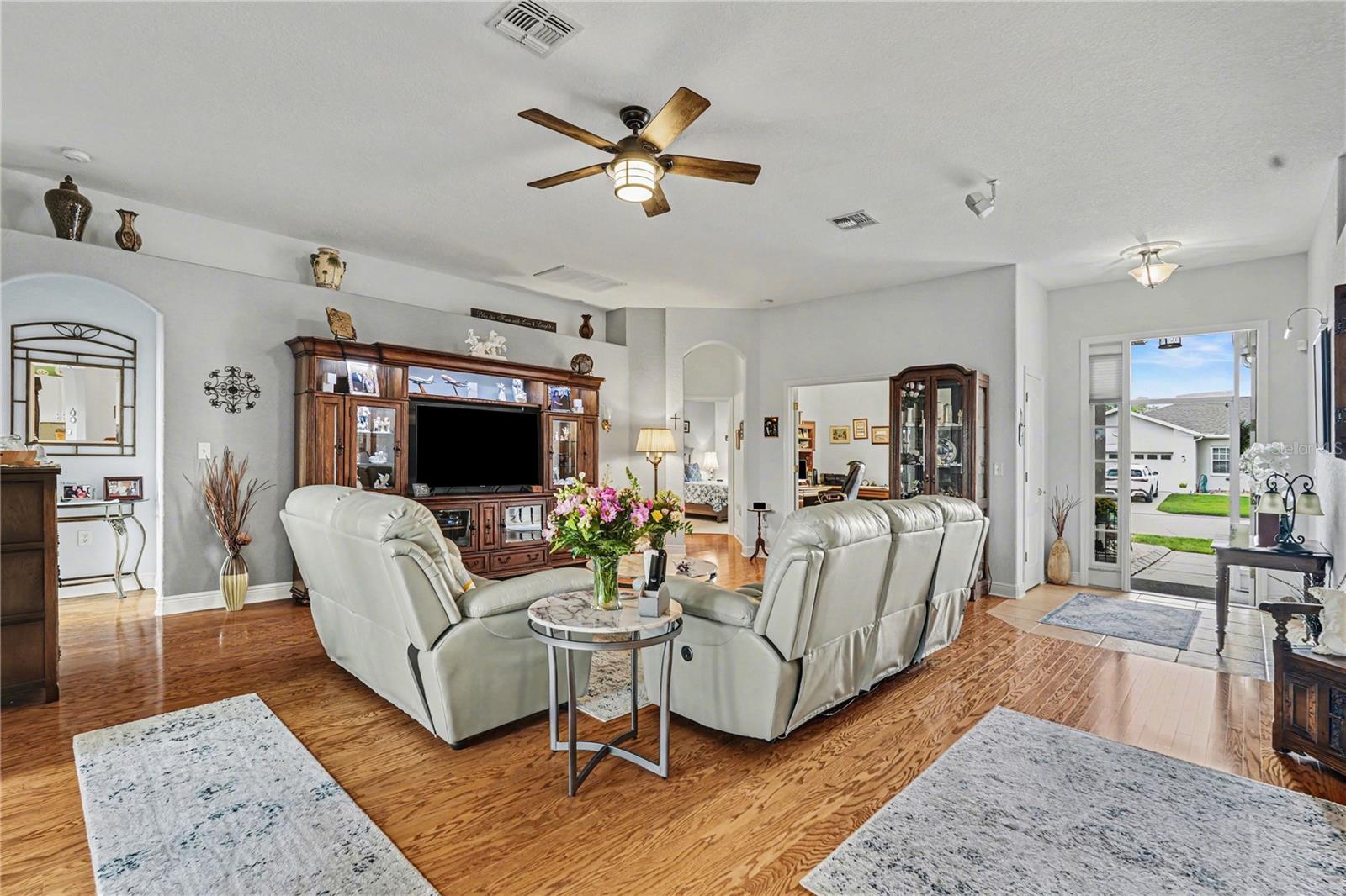 TAMPA BAY GOLF AND TENNIS CLUB - Residential