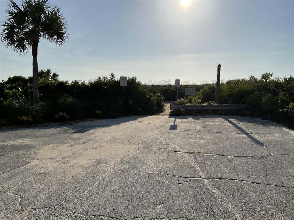 Photo of 5 Dogwood Terrace, Palm Coast, FL 32137 (MLS # FC320792)