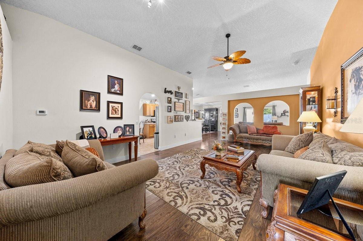 EUSTIS REMINGTON CLUB PH 02 LT 61 ORB - Residential