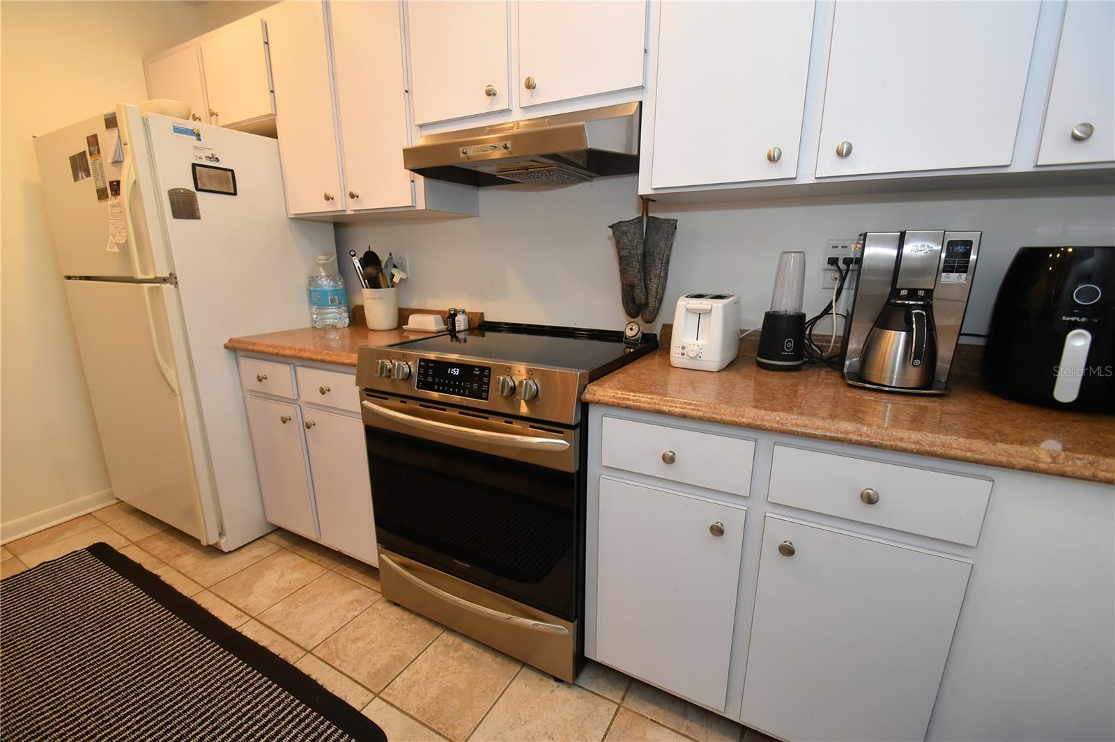 PELICAN COVE XIV - Residential Lease