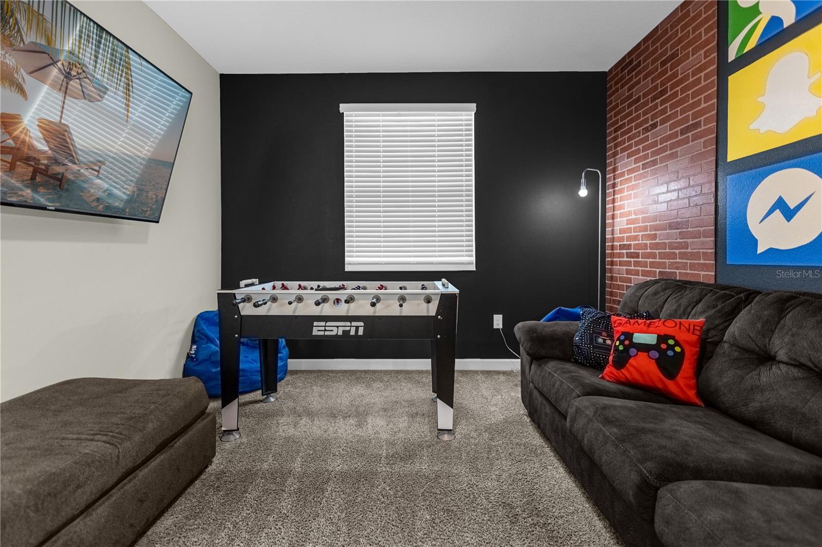 8982 CABOT CLIFFS DRIVE