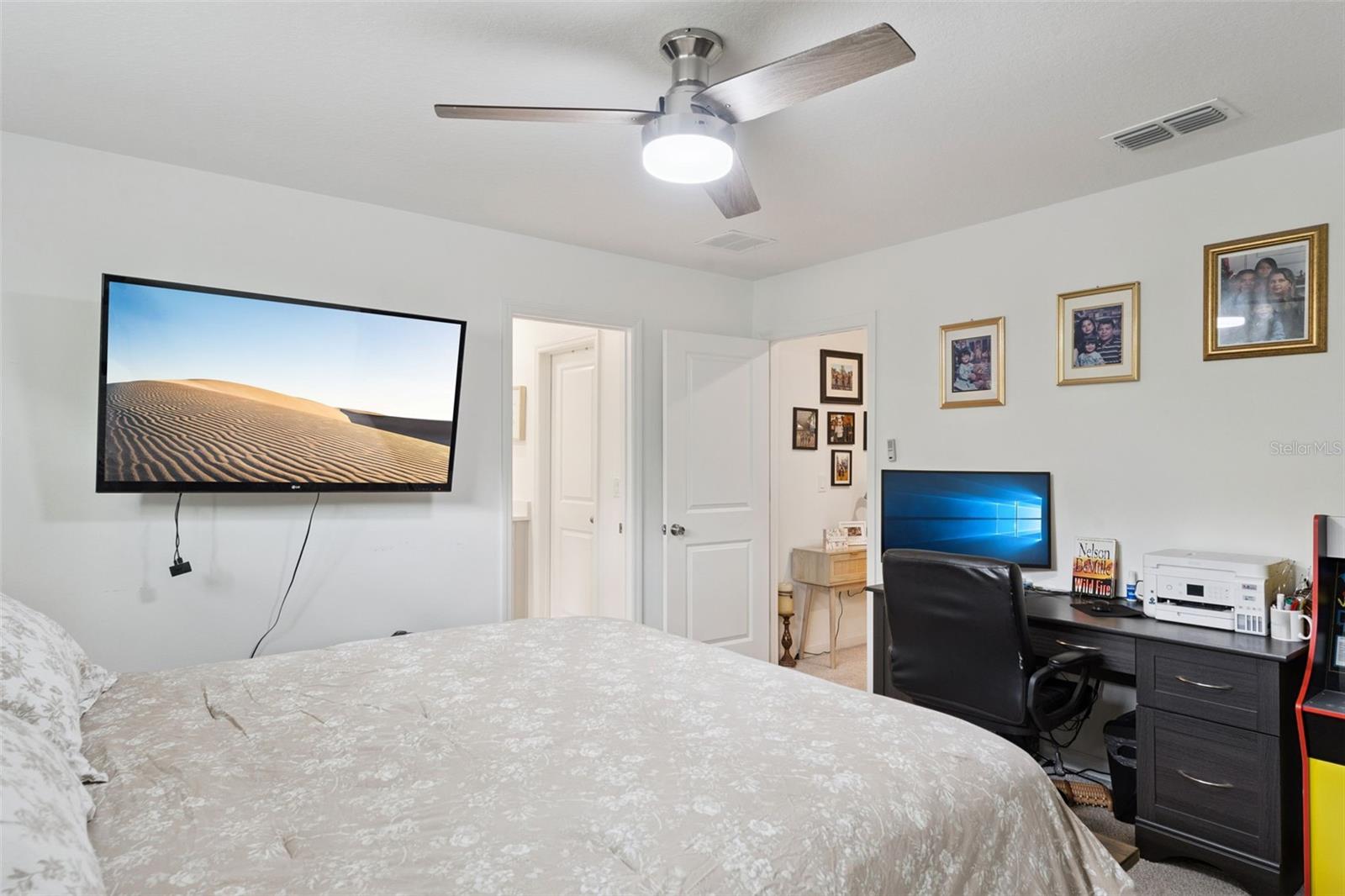 SPRING ISLE PALMS - Residential