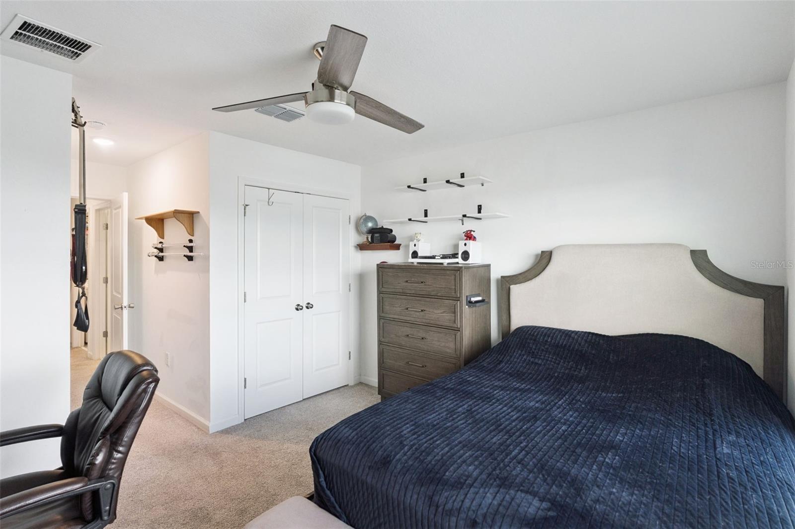 SPRING ISLE PALMS - Residential