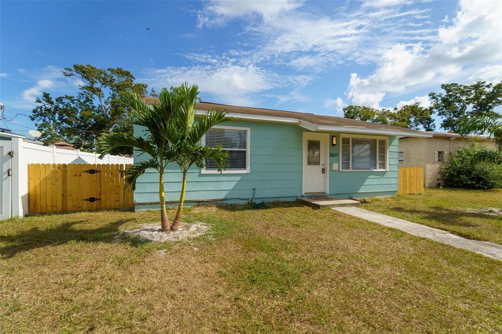 Photo of 3637 39th Street N, St Petersburg, FL 33713 (MLS # TB8446511)