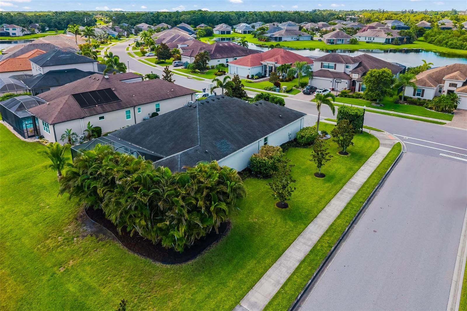 650 ROSEMARY CIRCLE