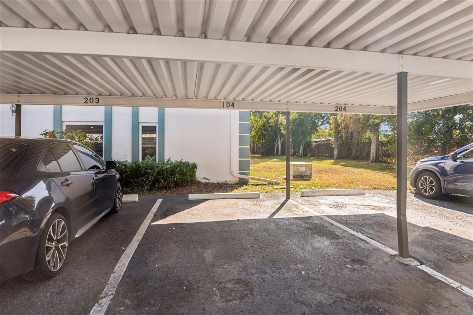 SEMINOLE COUNTRY GREEN CONDO - Residential