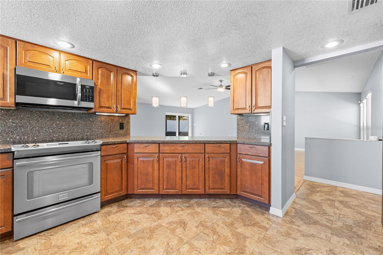 LAURA ANNE ESTATES - Residential