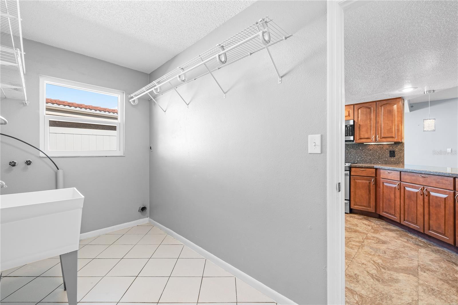 LAURA ANNE ESTATES - Residential