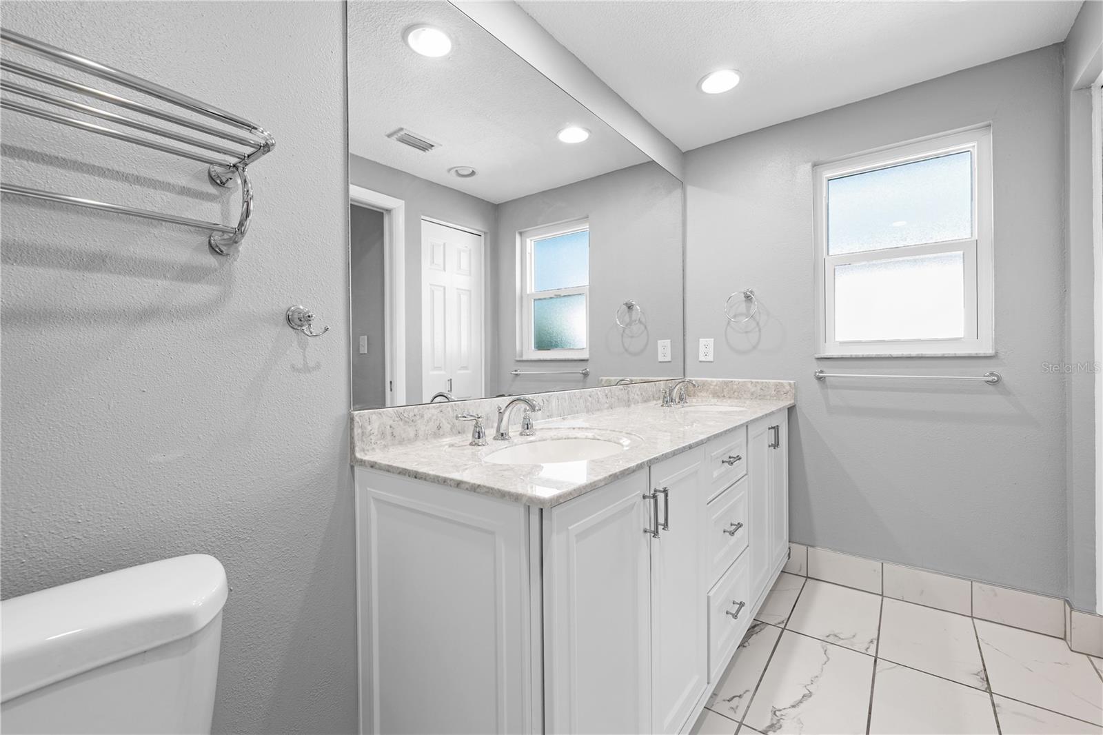 LAURA ANNE ESTATES - Residential