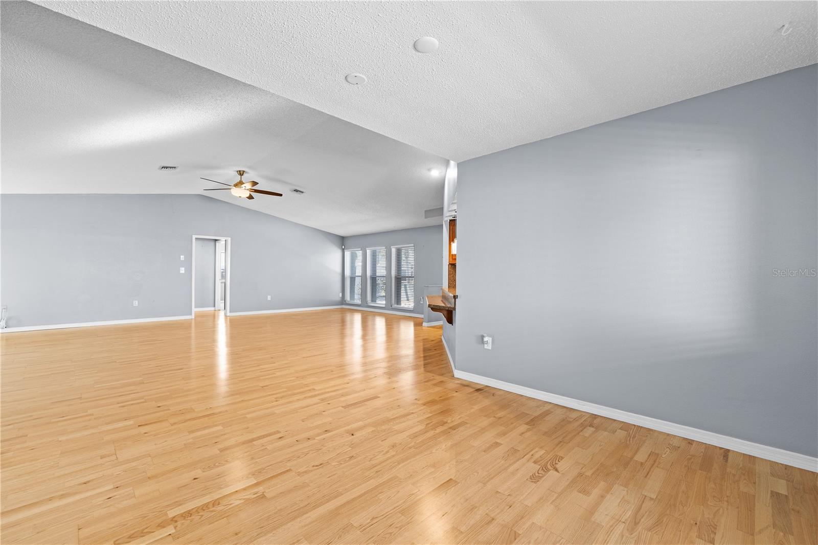 LAURA ANNE ESTATES - Residential