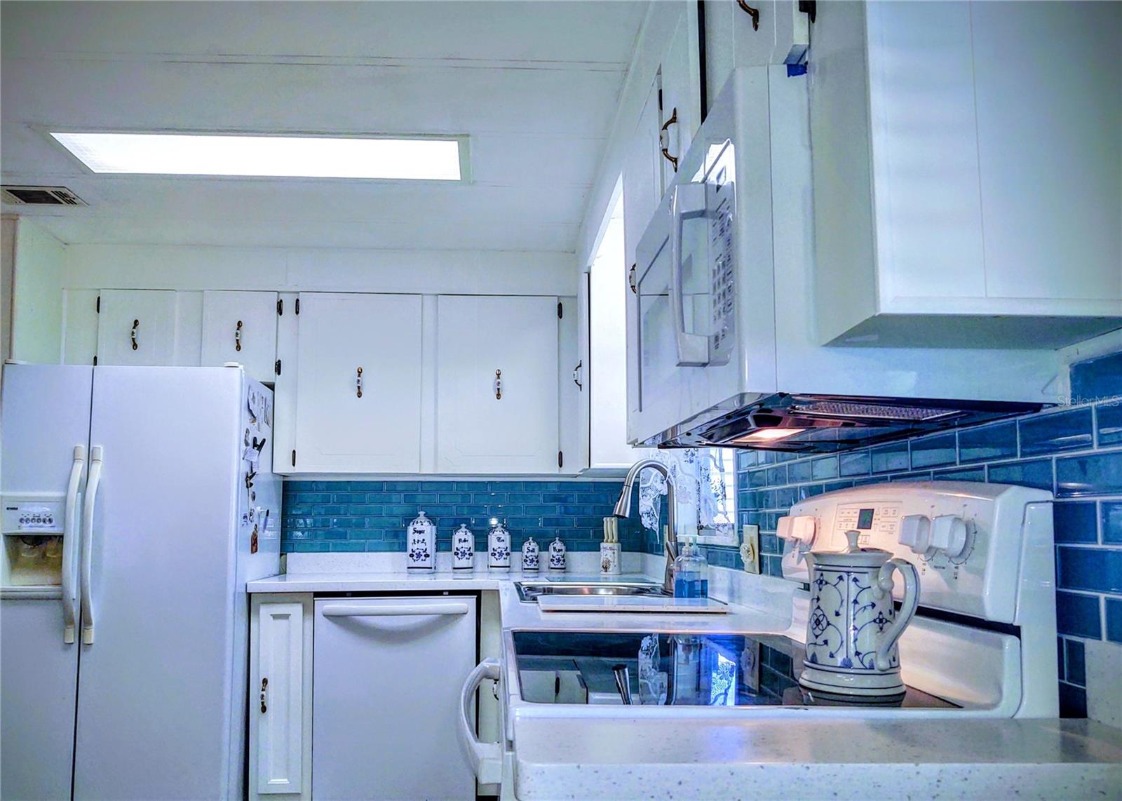 BANBURY VILLAGE CONDO - Residential